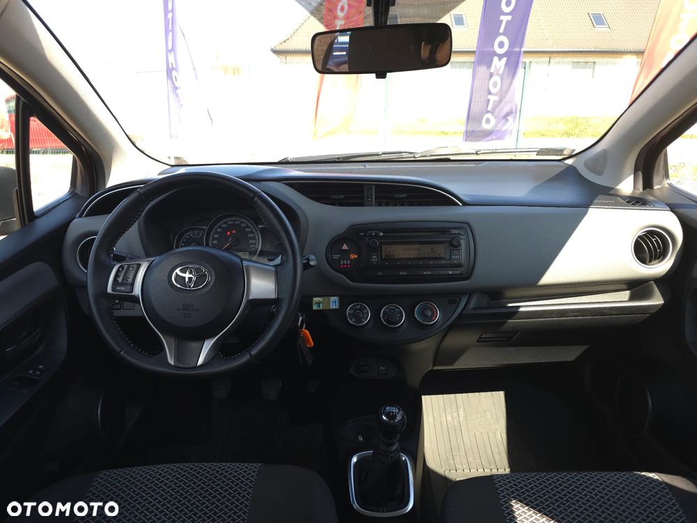 Toyota Yaris 1.33 Premium - 33
