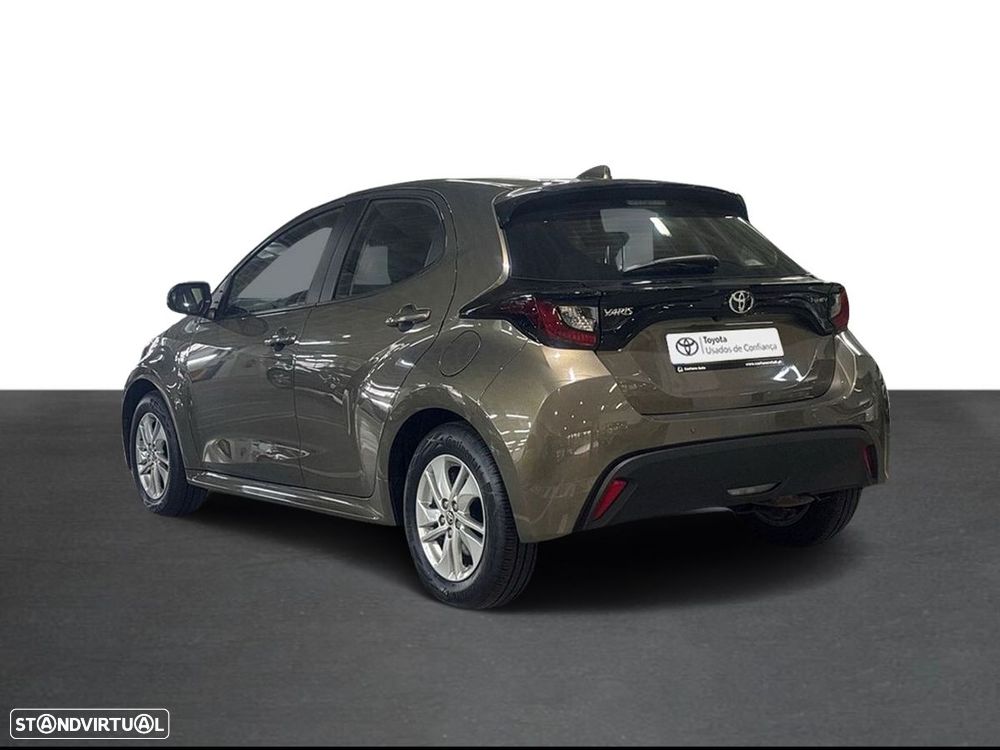 Toyota Yaris - 4