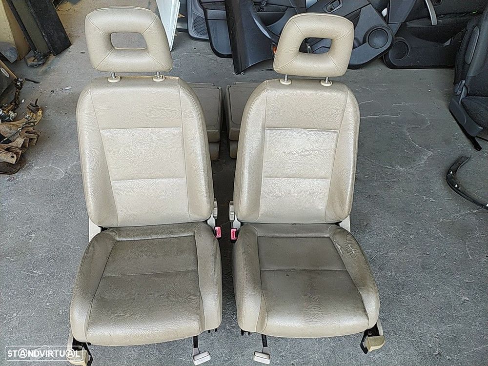 Conjunto De Bancos Audi A2 (8Z0) - 1
