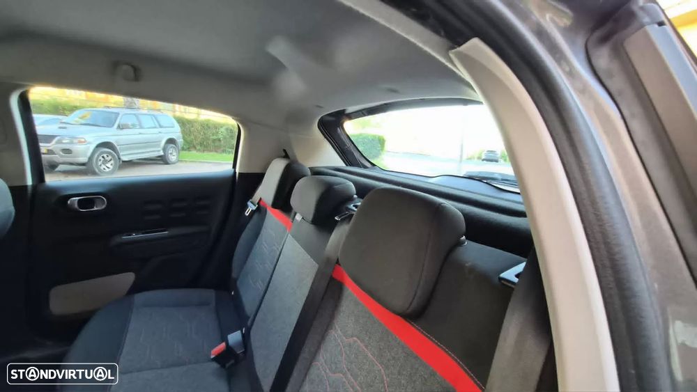 Citroën C3 1.2 PureTech Shine - 3
