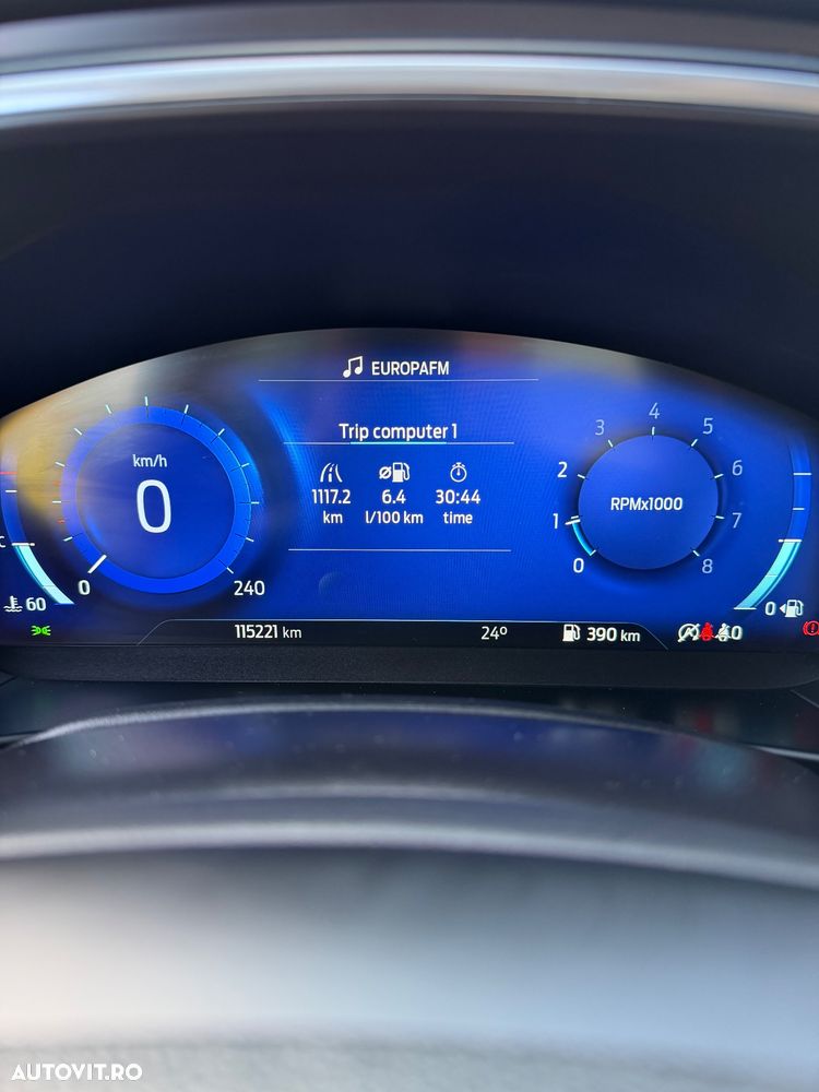 Ford Focus 1.0 EcoBoost MHEV Titanium X - 18
