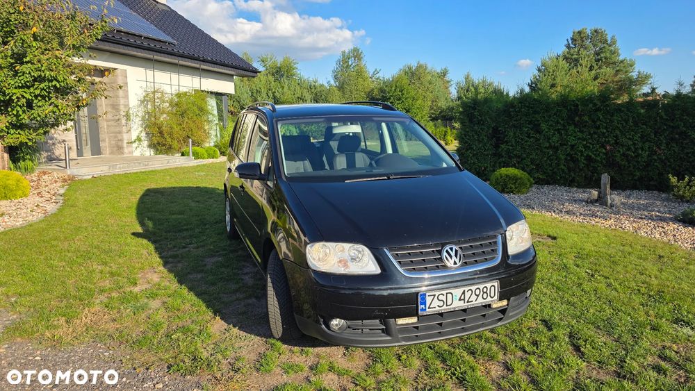 Volkswagen Touran 1.9 TDI Conceptline - 8