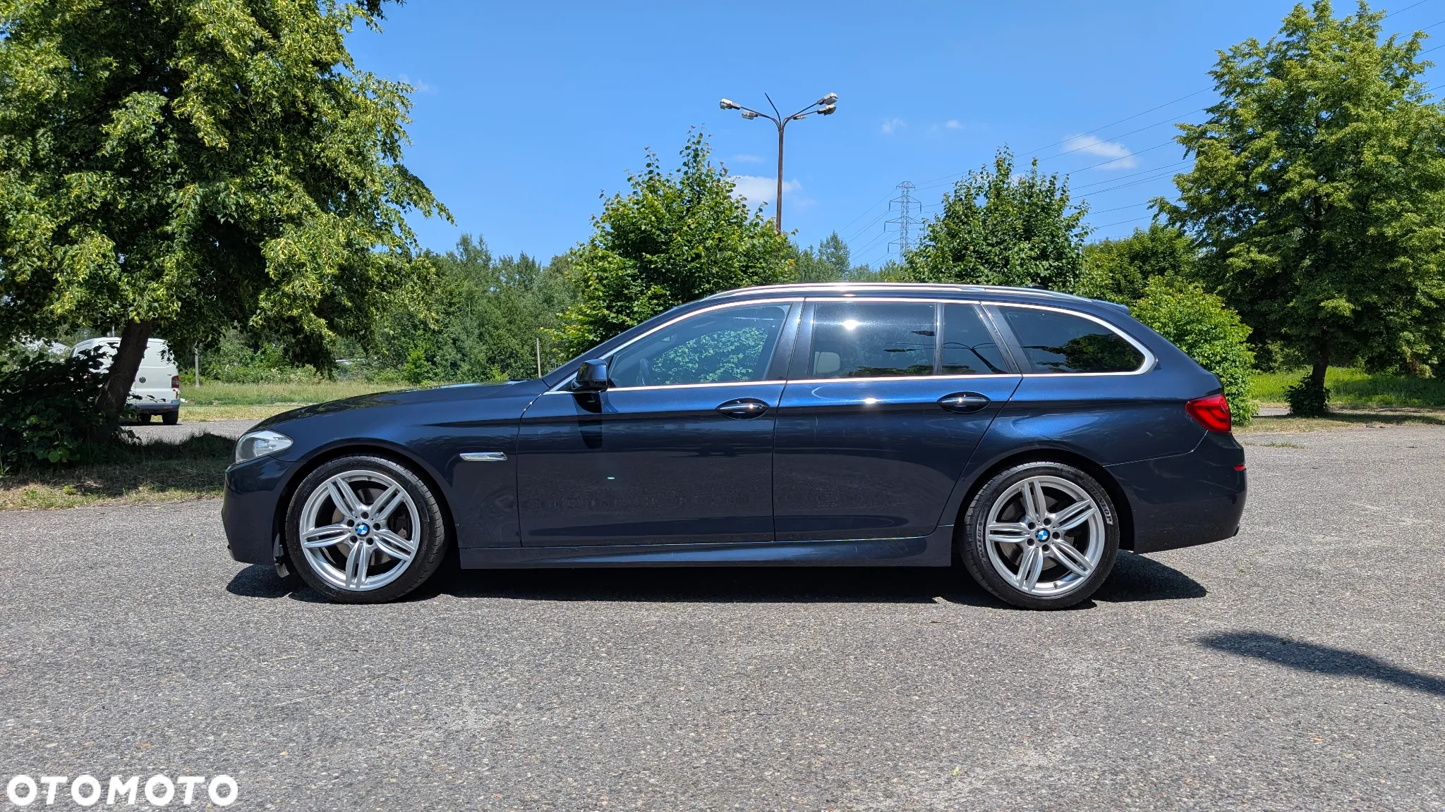 BMW Seria 5 530d xDrive - 4
