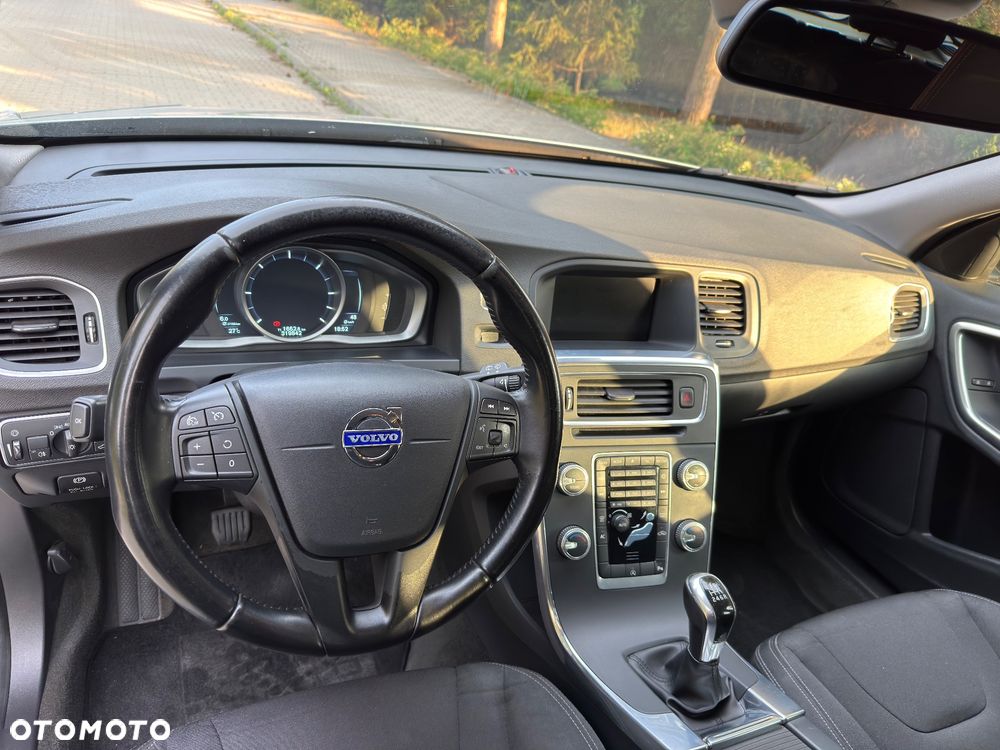 Volvo V60 D4 Drive-E Kinetic - 14