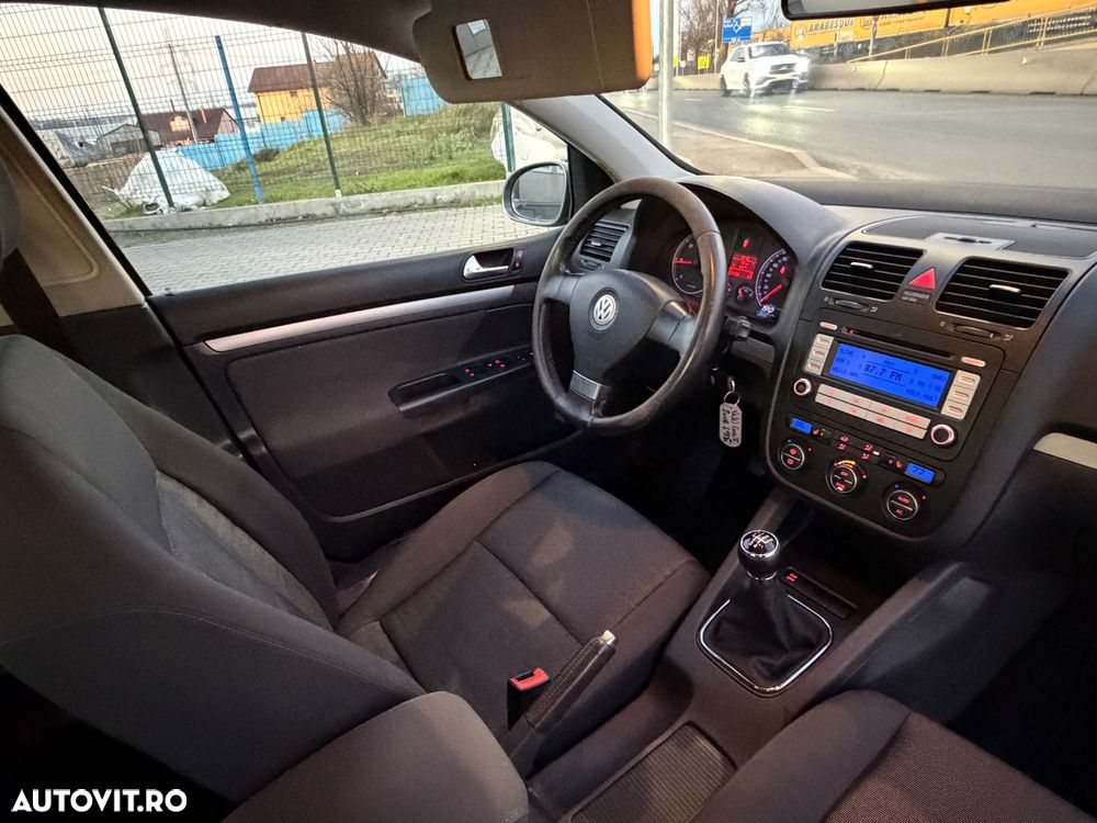 Volkswagen Golf 1.9 TDI DPF Tour - 18