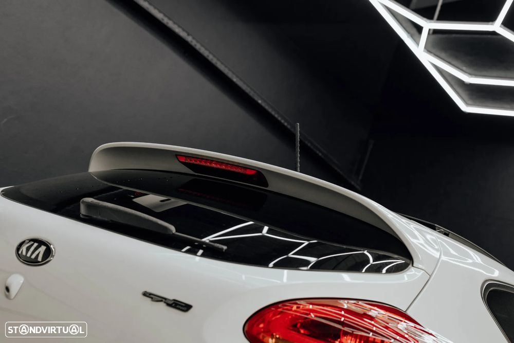 Kia Ceed S Coupé 1.6 CRDi GT Line - 16