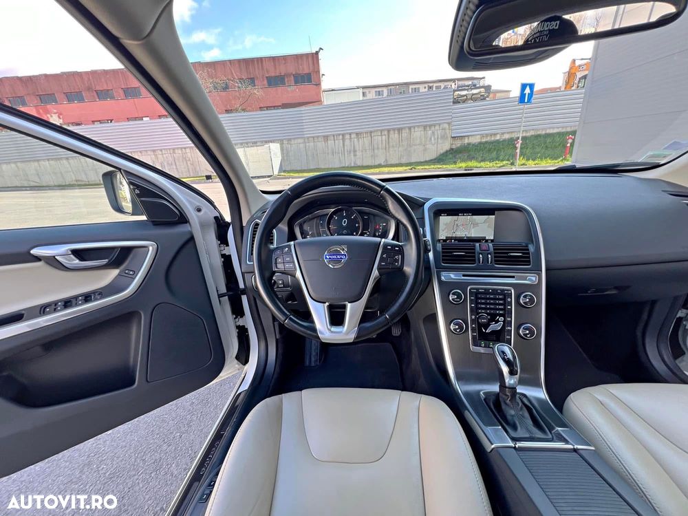 Volvo XC 60 D4 Geartronic Summum - 21