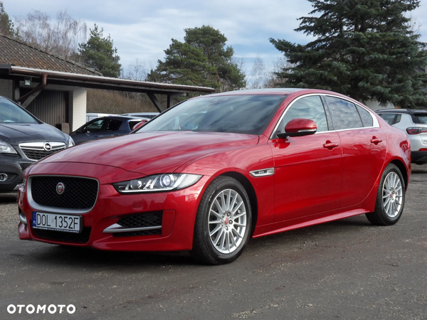 Jaguar XE E-Performance R-Sport