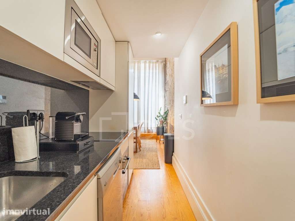 Apartamento T1+2 mobilado, no centro da cidade - Grande imagem: 4/37