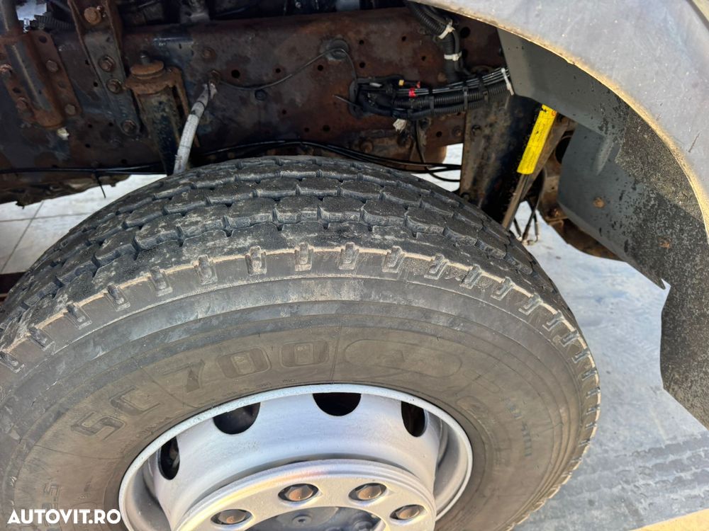 Iveco Trakker Basculanta 8x4 Posterioară - 5