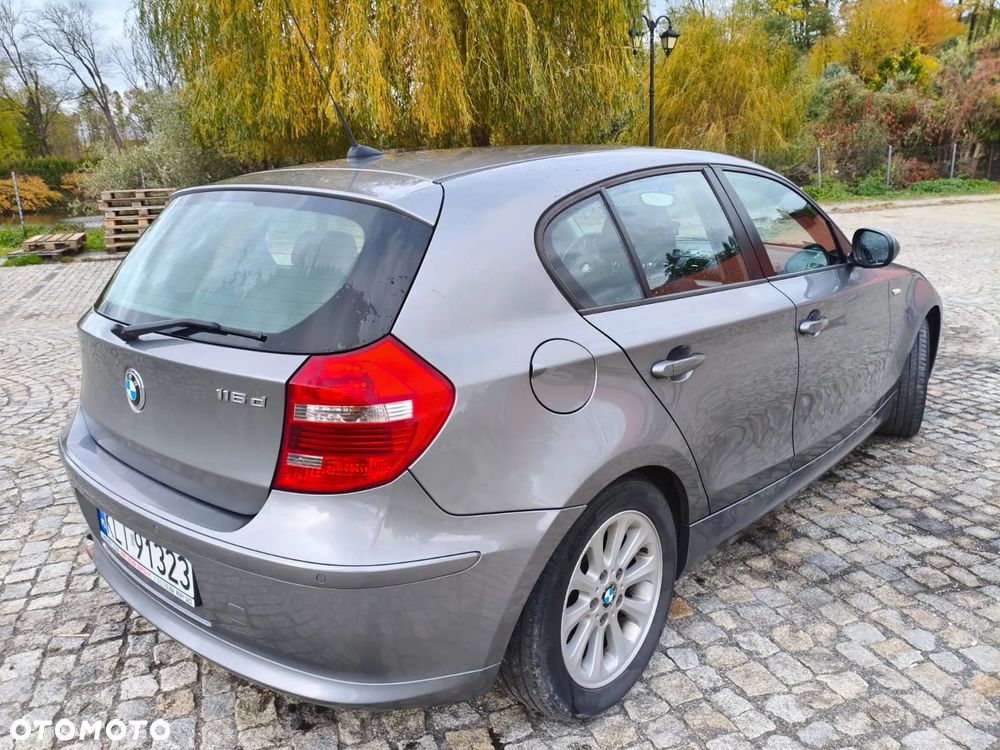 BMW Seria 1 116d - 3
