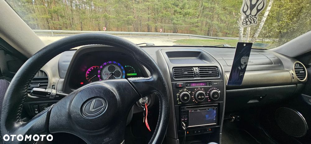 Lexus IS 200 Classic - 14