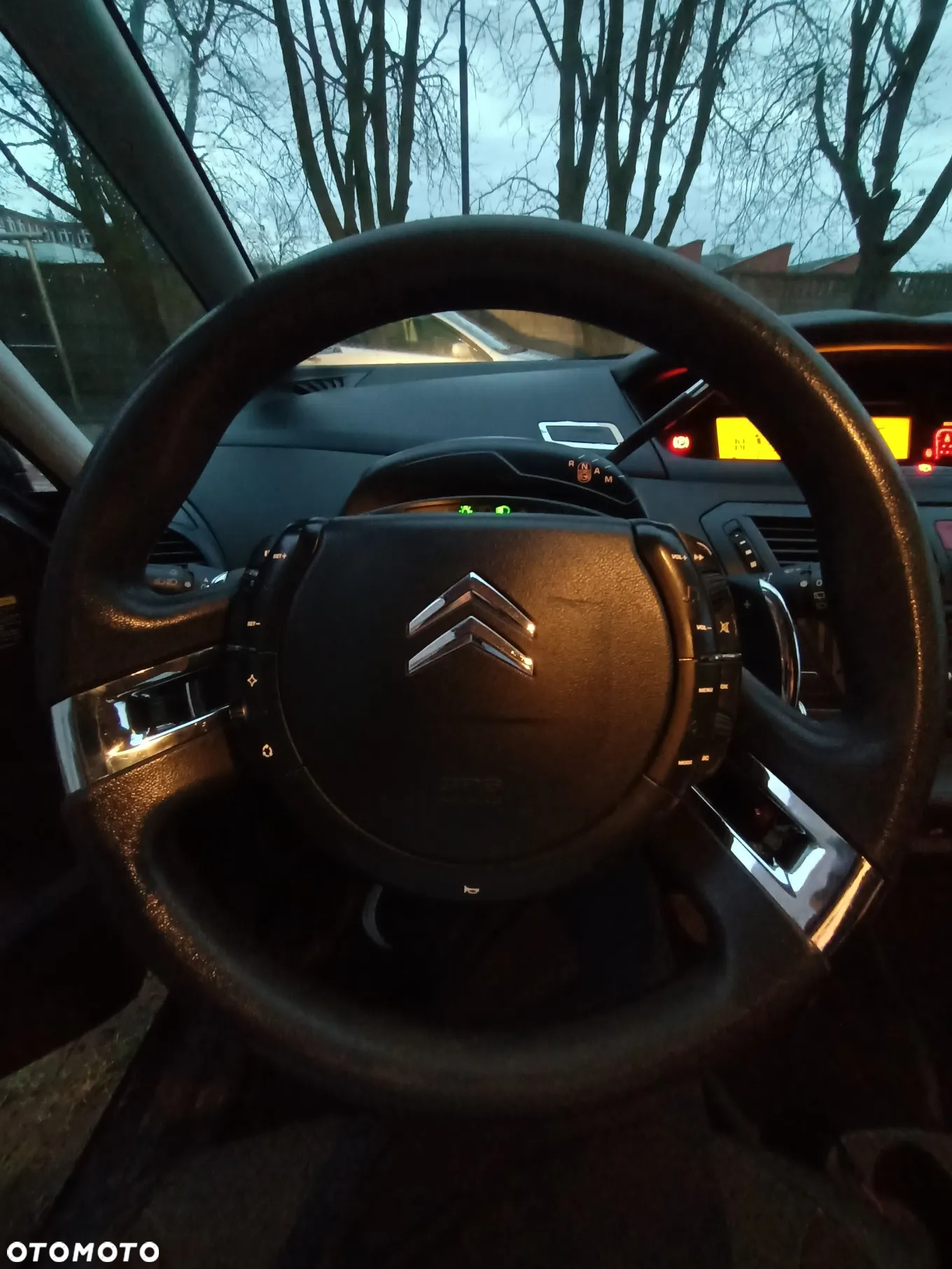 Citroën C4 Picasso 1.6 HDi FAP 7-Sitzer ESG6 Confort - 9