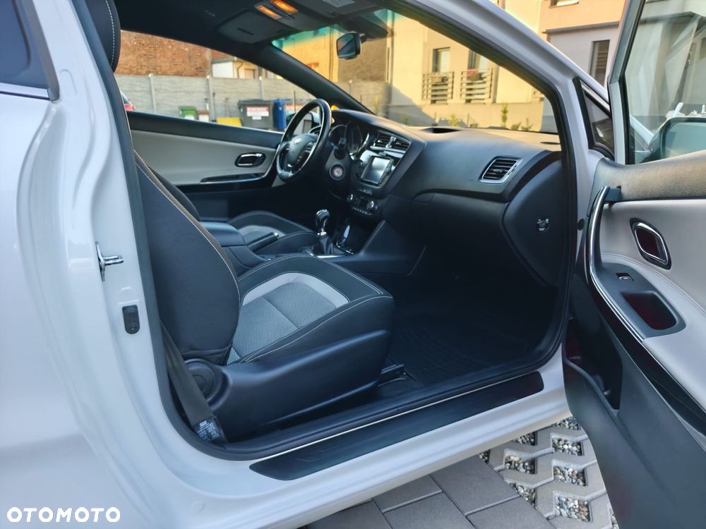 Kia ProCeed 1.6 CRDi ISG Vision - 7