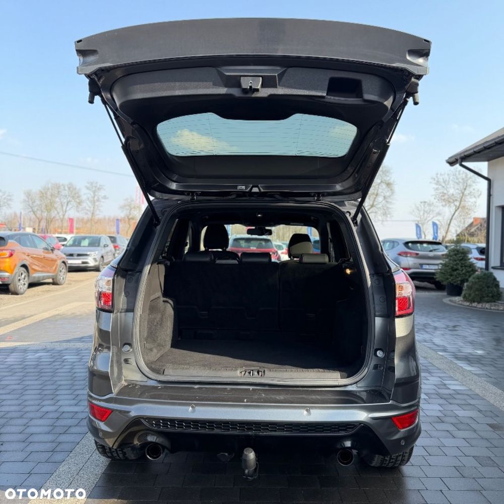 Ford Kuga - 34
