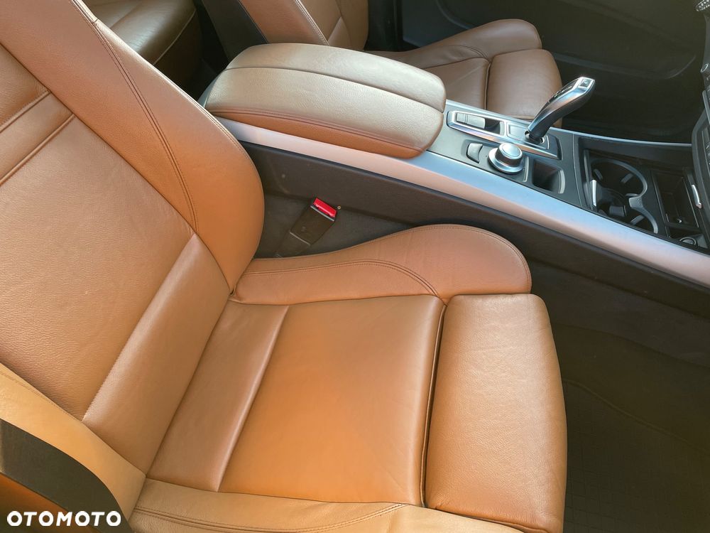 BMW X5 xDrive30d - 29