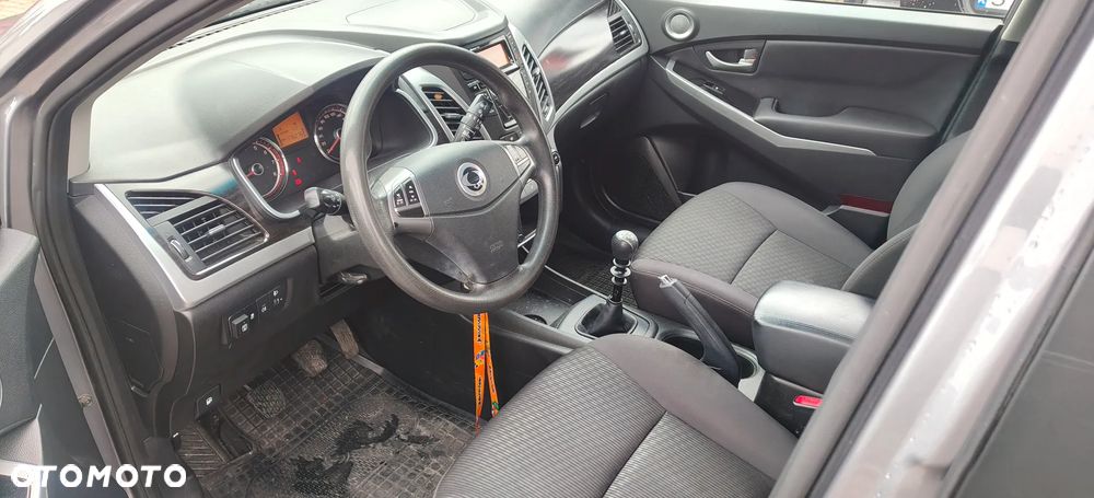 SsangYong/KGM Korando 2.0 Crystal 2WD - 8