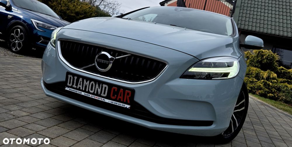 Volvo V40 D2 Geartronic Momentum - 2