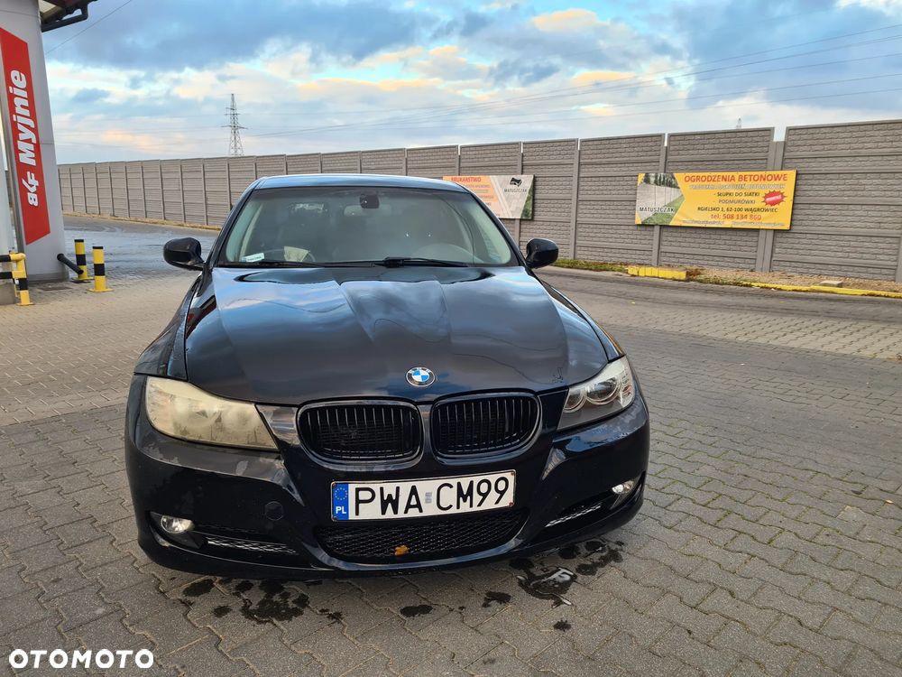 BMW Seria 3 318i - 8