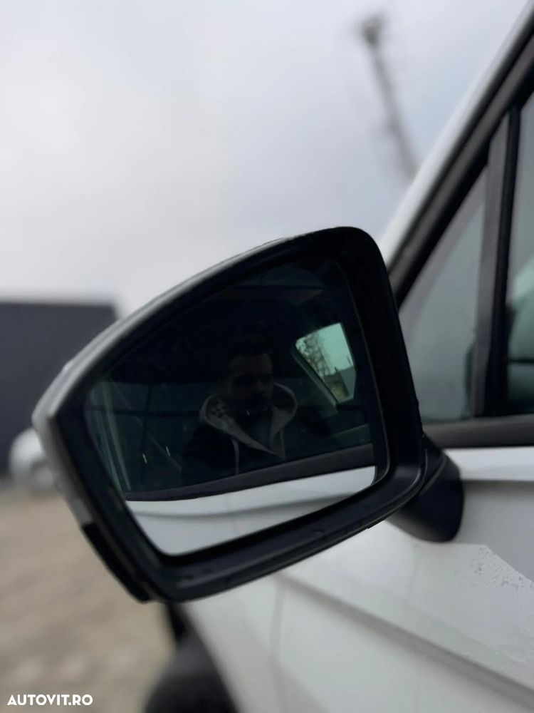 Volkswagen Tiguan 2.0 TDI 4Mot DSG Comfortline - 8