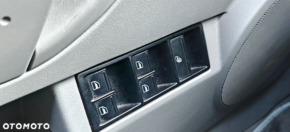 Volkswagen New Beetle 1.9 TDI DPF Freestyle - 34