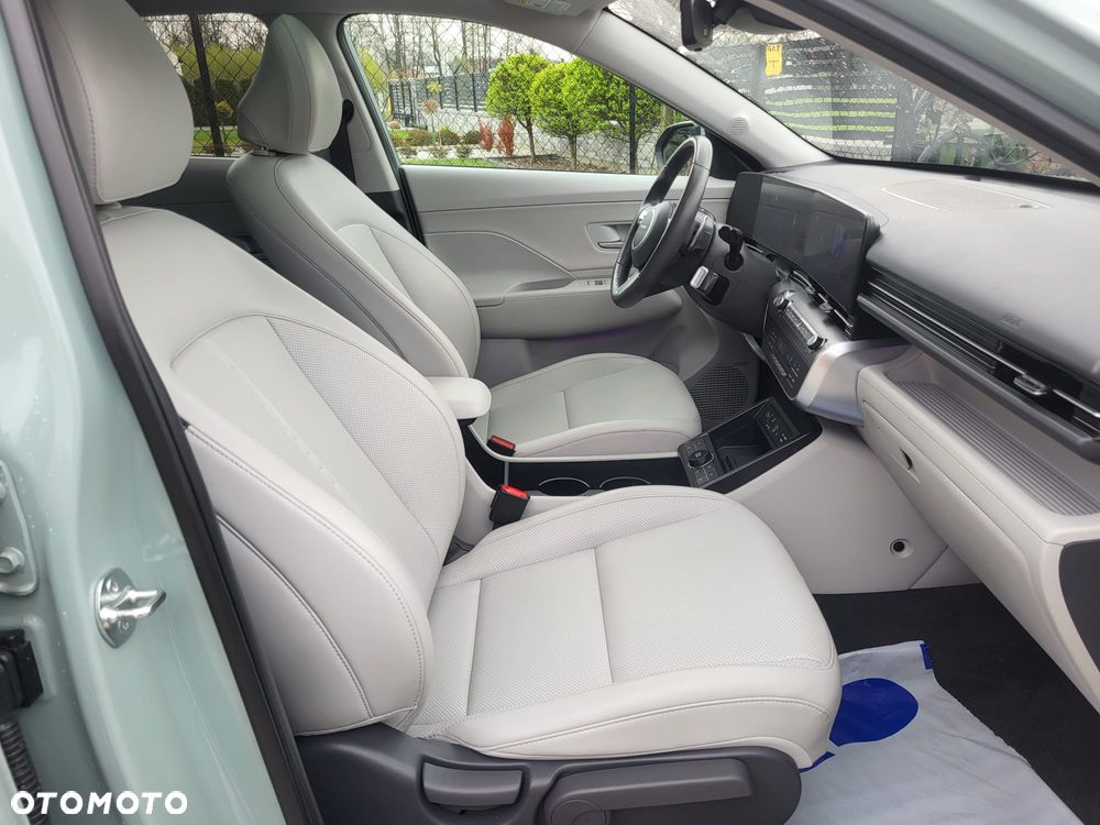 Hyundai Kona 1.6 T-GDI DCT 4WD Prime - 32