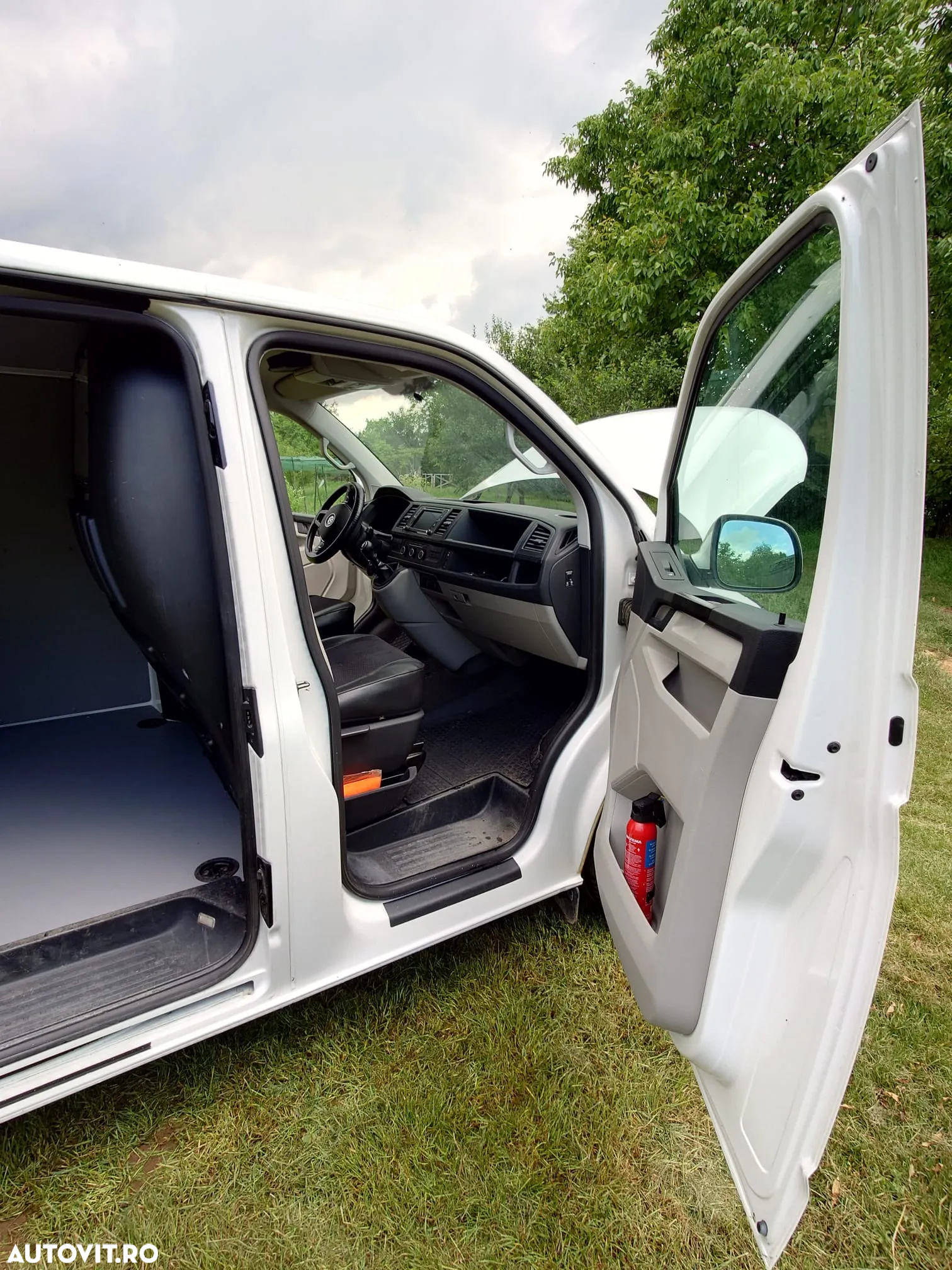 Volkswagen Transporter - 12