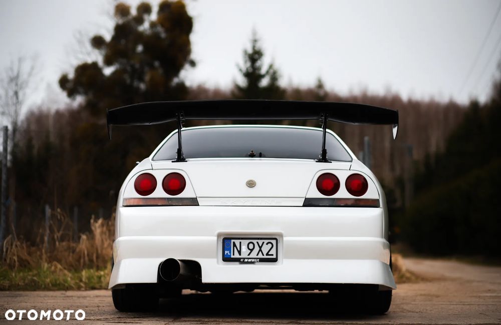Nissan Skyline - 11
