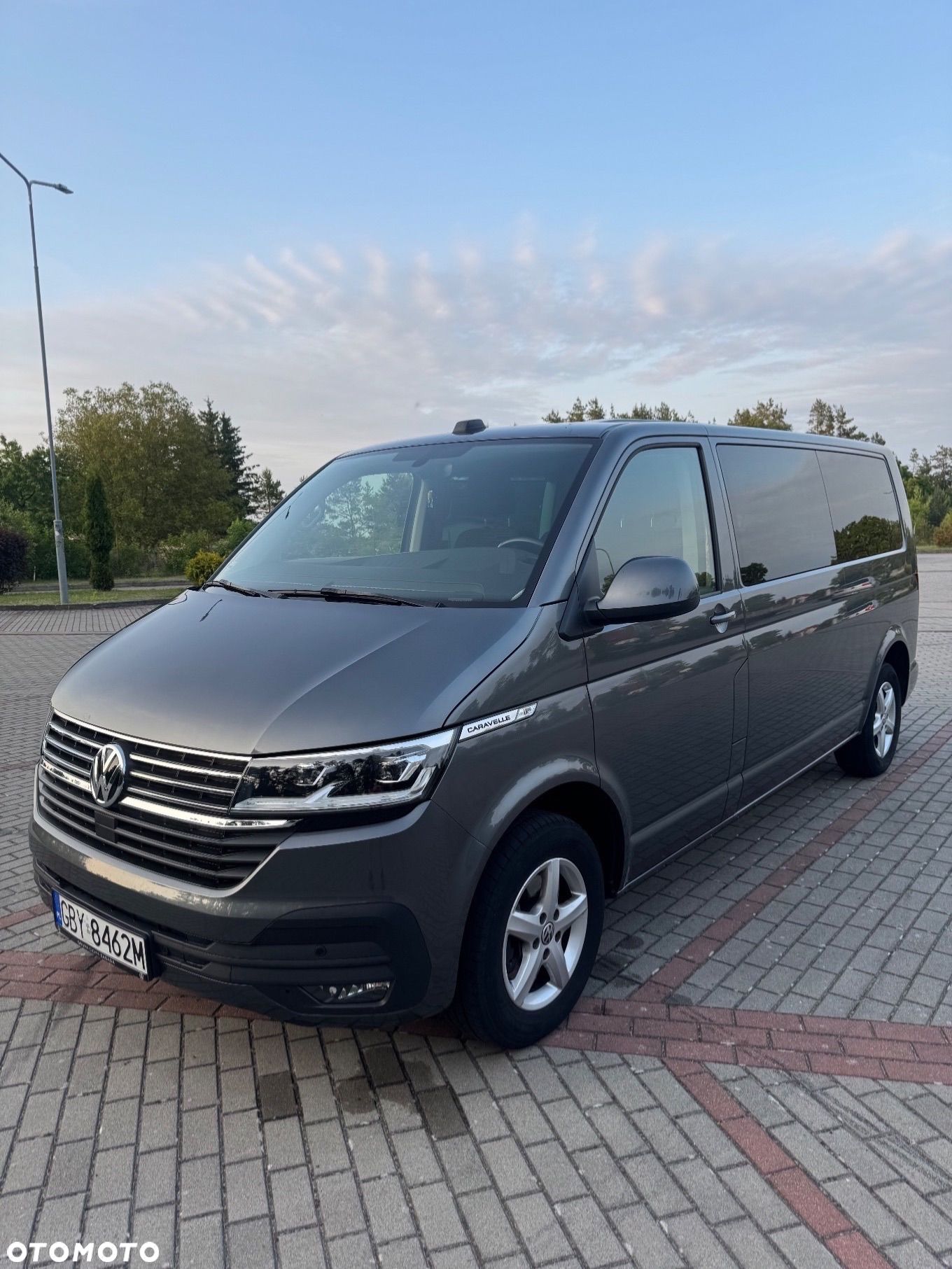 Volkswagen Caravelle 6.1 2.0 TDI L2 Comfortline - 1