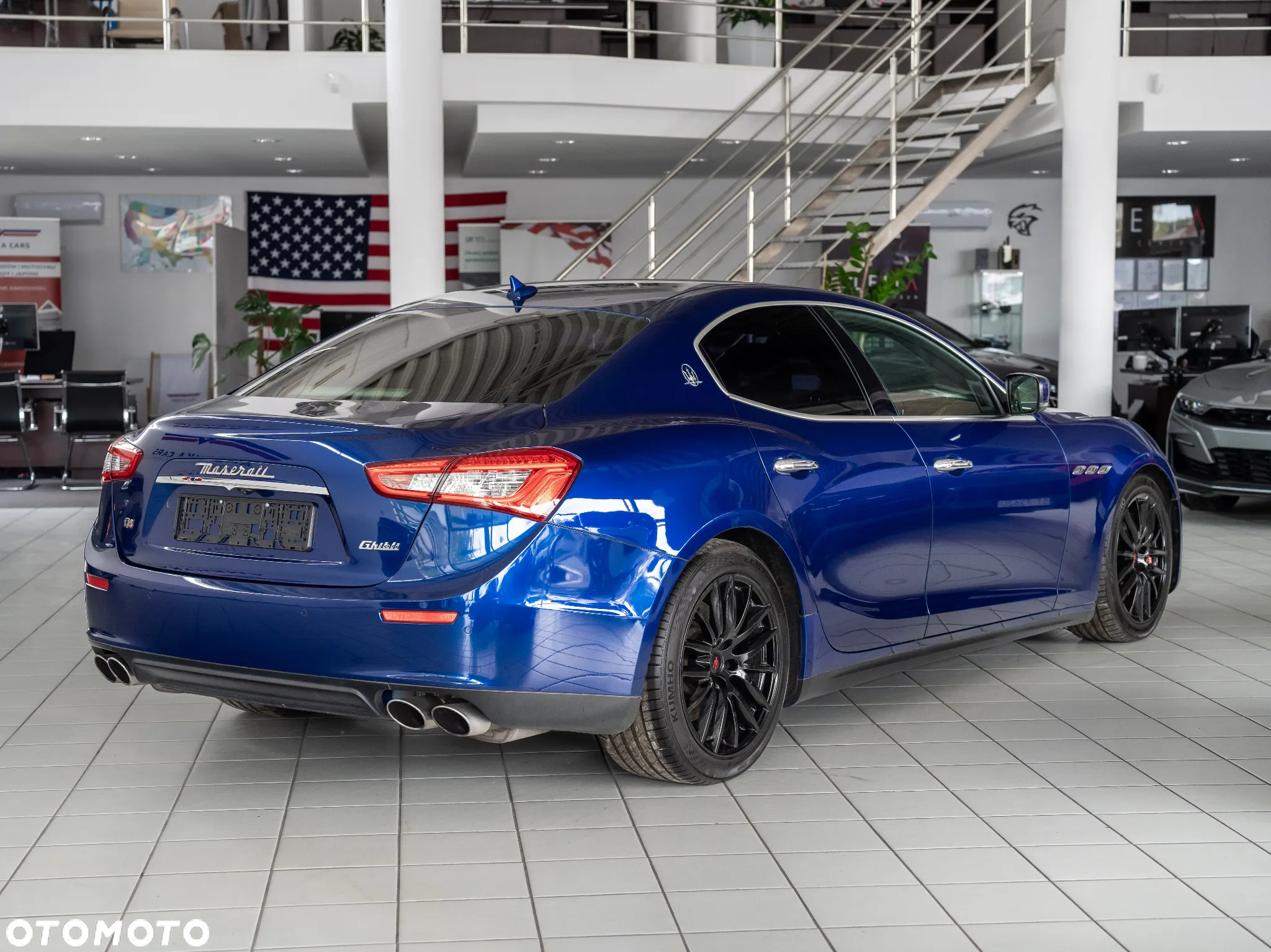 Maserati Ghibli - 4