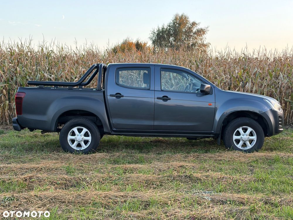 Isuzu D-Max - 21