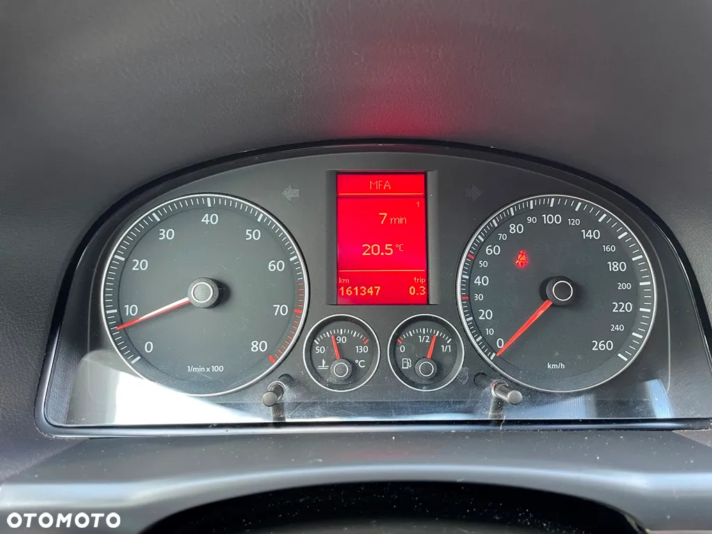 Volkswagen Touran 1.4 TSI Comfortline - 32