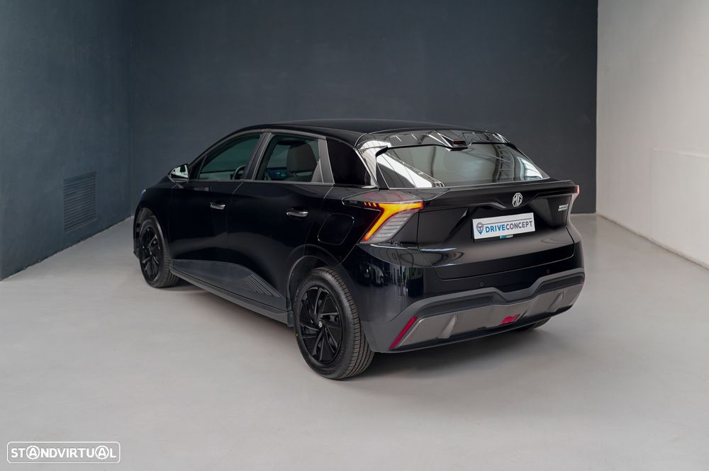 MG MG4 51 kWh Standard - 13