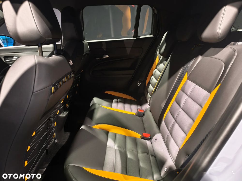 Jeep Avenger 1.2 T3 mHEV The North Face 4xe eDCT6 - 18