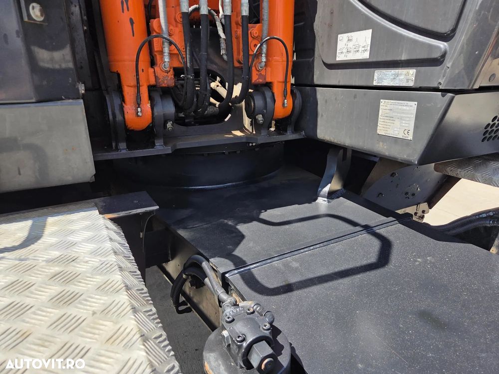 Hitachi ZX140W-6, 2019, 5.549h, 17.1t, cupa NOUA 1,3m latime, LAMA+CALE, consum mediu 8,3l/h, revizii efectuate, Ad sapare 6m, ridica 7t, avertizare antirasturnare, inst picon si inst rotire pe brate, STARE FOARTE BUNA, posibil leasing,PROMOTIE 89.900Eur+Tva - 26