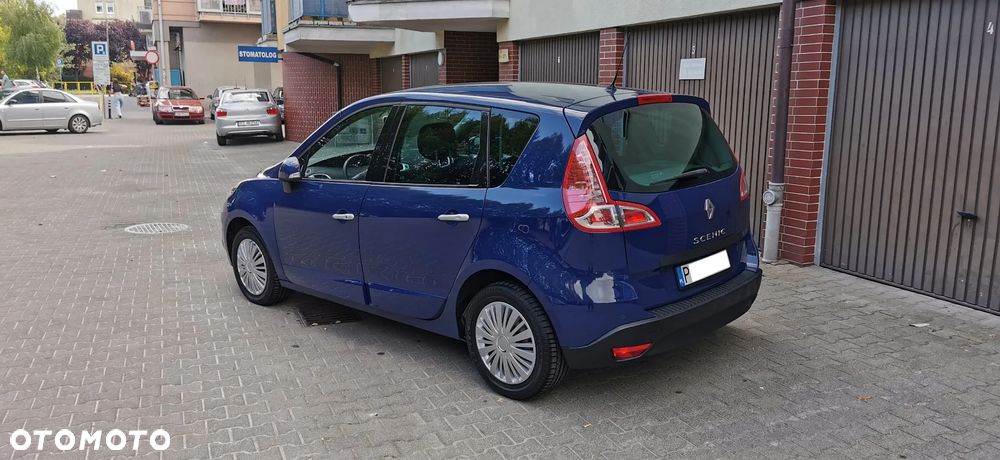 Renault Scenic 2.0 16V Privilege CVT - 36
