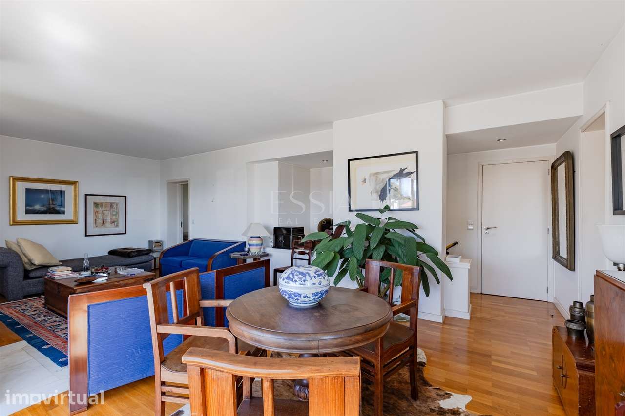Apartamento T5 Duplex com Vistas Panorâmicas, na Foz do Douro - Grande imagem: 4/37