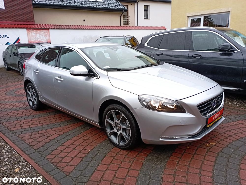 Volvo V40 T2 Ocean Race - 3