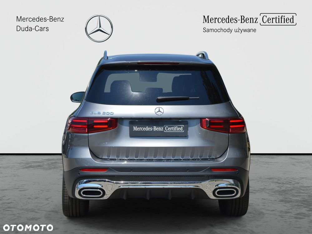 Mercedes-Benz GLB - 8