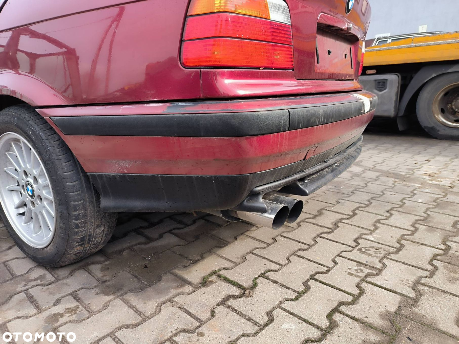 ZDERZAK TYŁ BMW SERIA 3 E36 316i CALYPSOROT METALLIC - 6