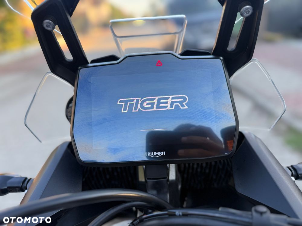Triumph Tiger - 28