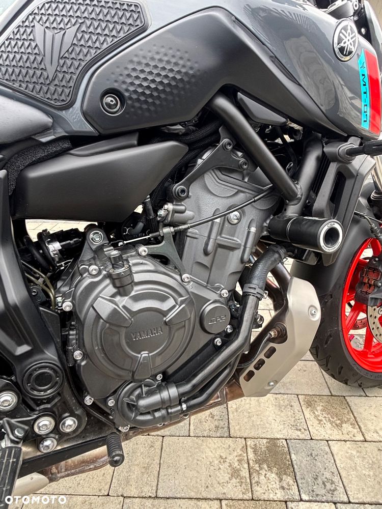 Yamaha MT - 12