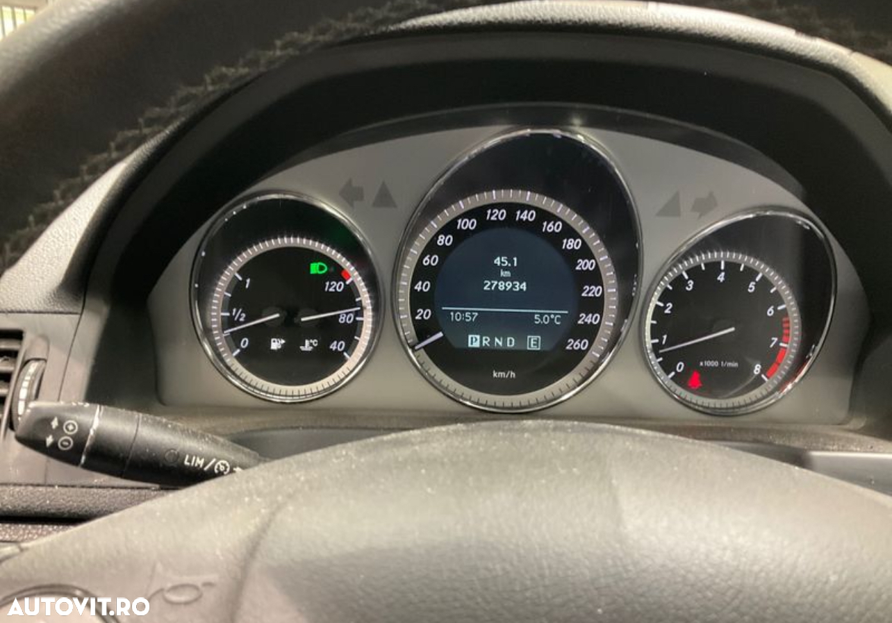 Mercedes-Benz C - 16
