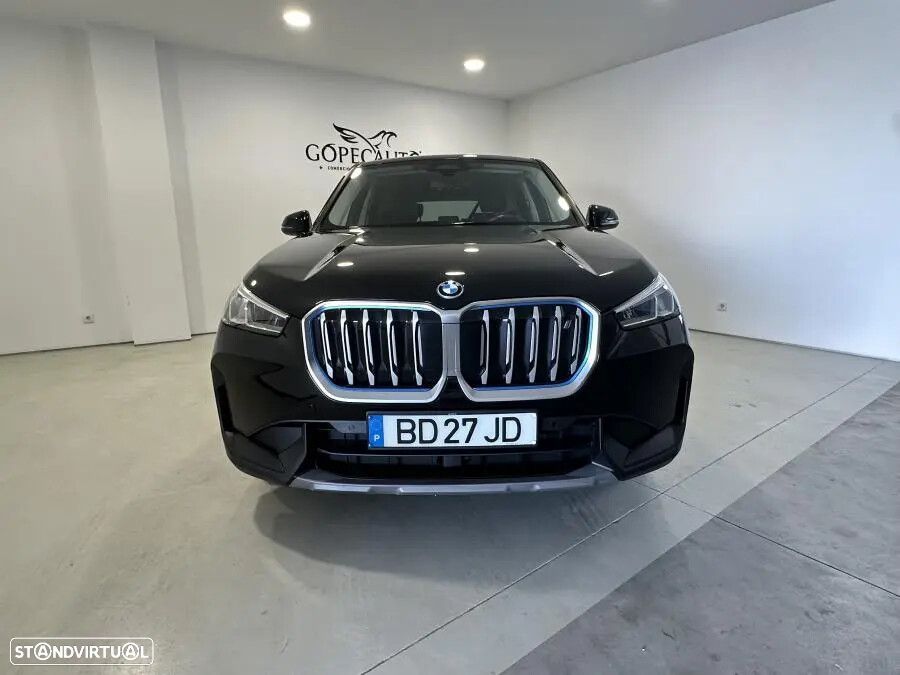 BMW iX1 - 4