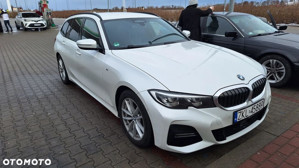 BMW Seria 3 320d xDrive M Sport Shadow - 1