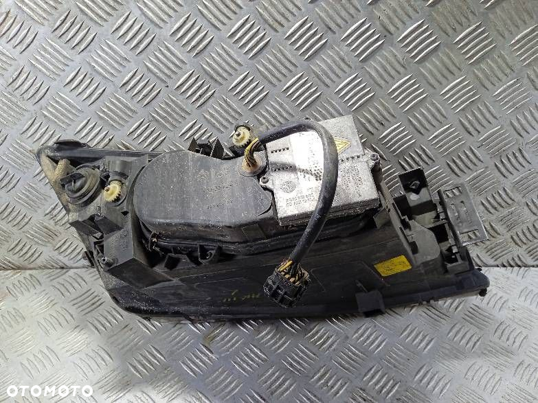 LAMPA LEWA PRZEDNIA FORD MONDEO MK3 - 2