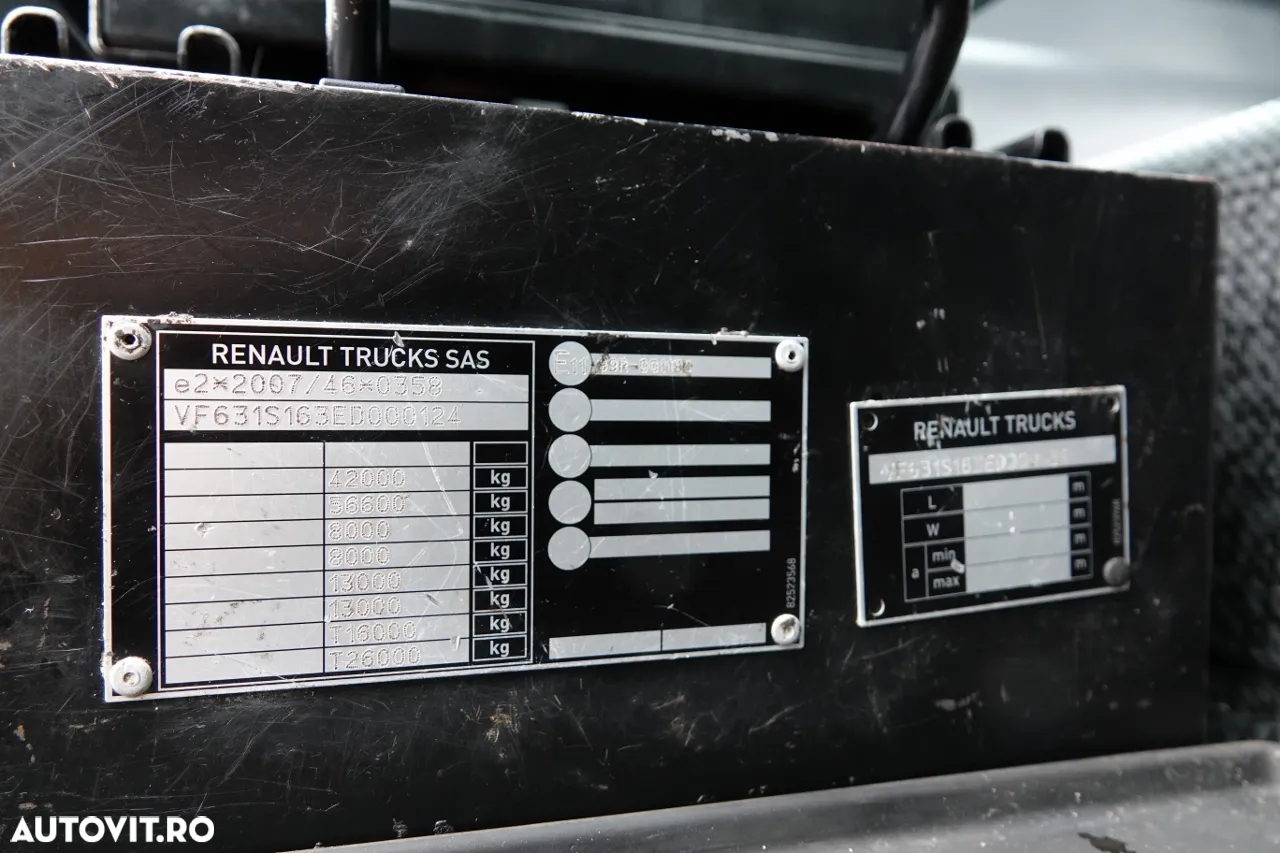 Renault K 460 / 8x4 / BASCULANTE / HIDROBOARD / BORDMATIC / EURO 6 - 37