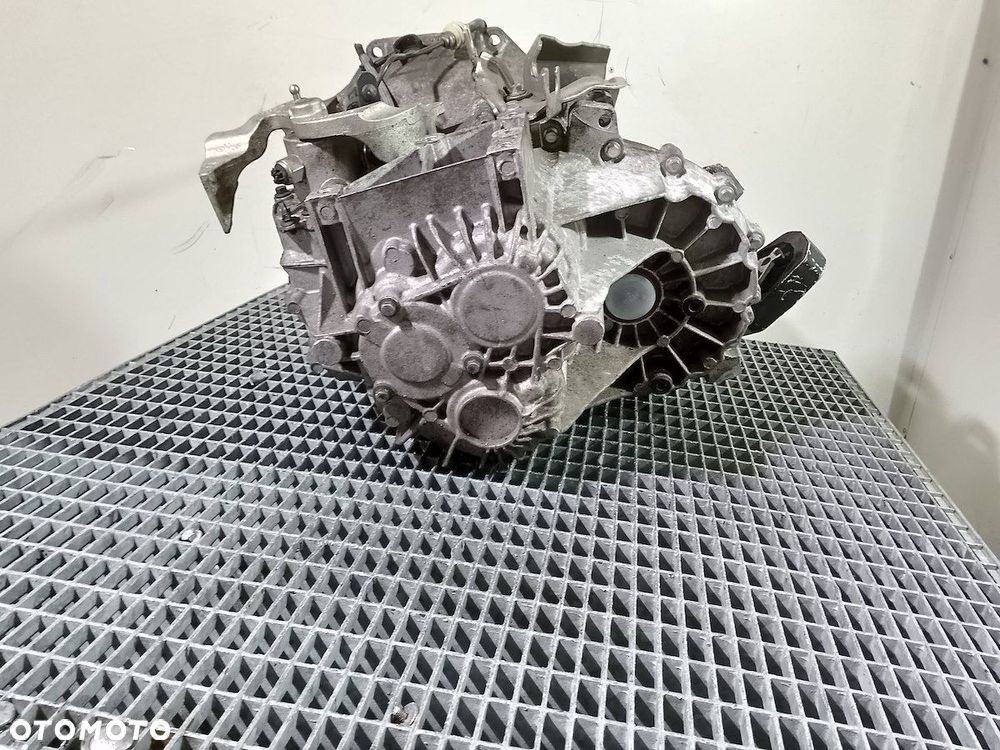 SKRZYNIA BIEGÓW MANUALNA FORD KUGA AV41-12A650-CJ 1.5 ECOBOOST - 4