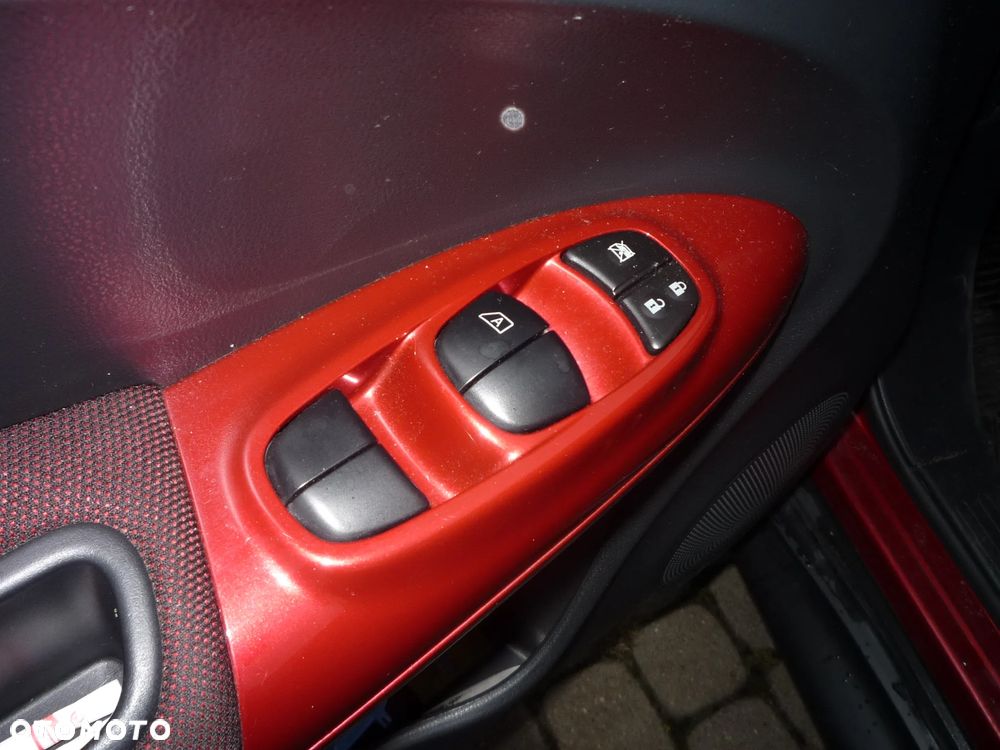 Nissan Juke 1.6 Tekna CVT - 17