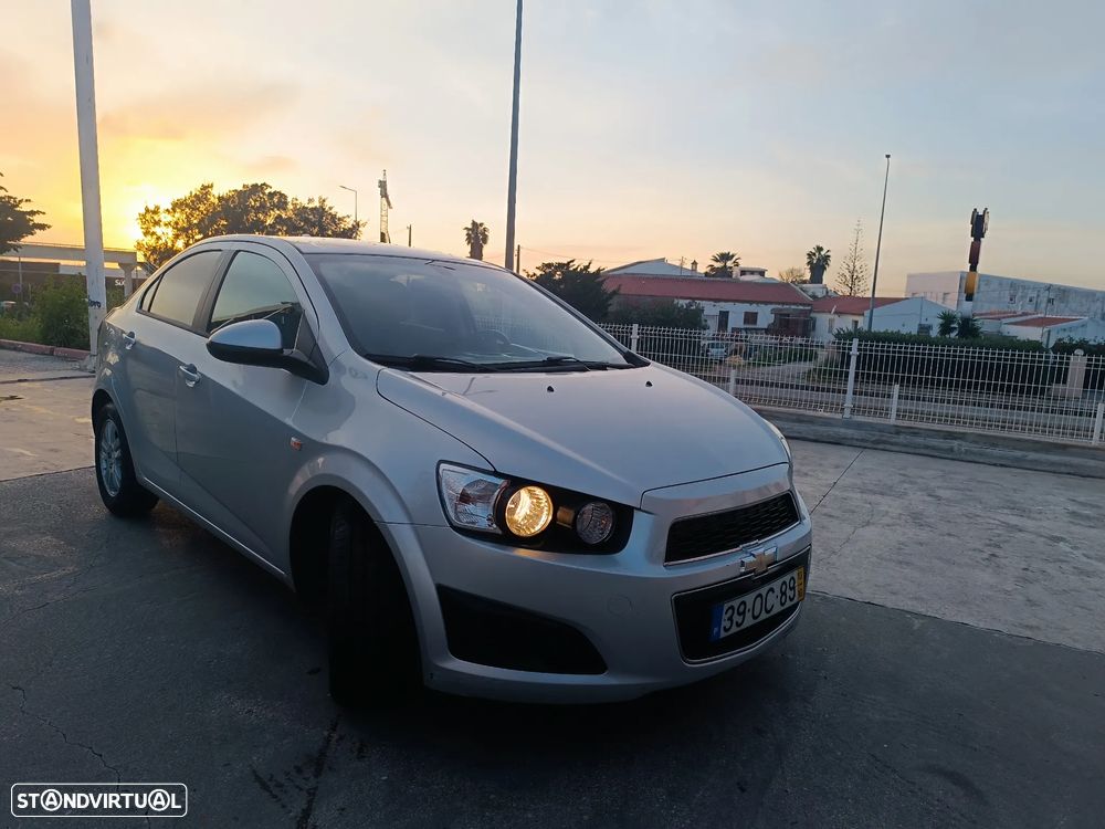 Chevrolet Aveo 1.3 VCDi LTZ - 19